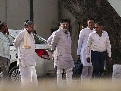 காவிரி நீர் திறப்பு: கர்நாடகத்தில் அனைத்துக் கட்சி கூட்டம் தொடக்கம்!